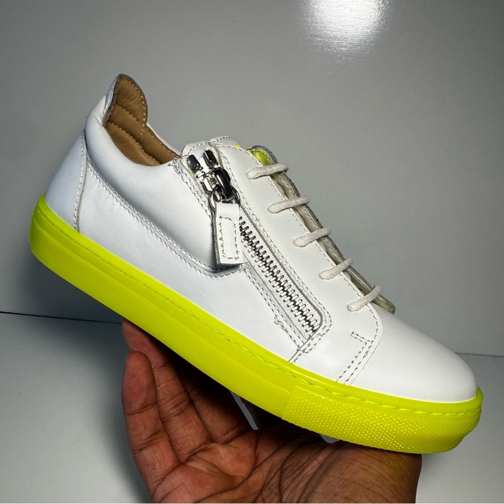 Giuseppe Zanotti Frankie Fluo Jr “White Fluorescent Yellow” Size 32 (EU) - Picture 7 of 13